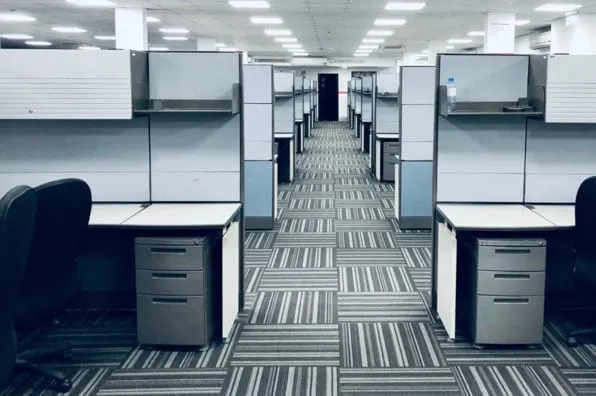 KIZAD flexi desks